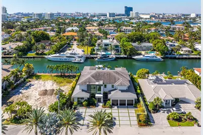 22 Isla Bahia Dr, Fort Lauderdale, FL 33316 - Photo 10