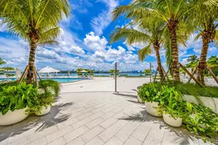 1000 West Ave, Miami Beach, FL 33139 - Photo 12