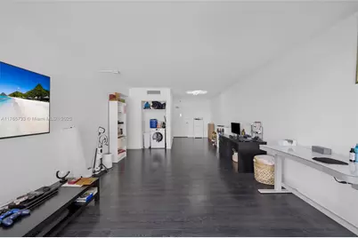 1000 West Ave #426, Miami Beach, FL 33139 - Photo 4