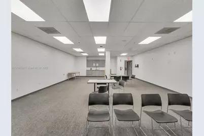 3301 NW 107th Ave, Doral, FL 33178 - Photo 8
