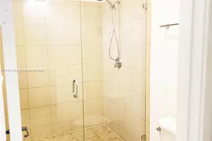 3209 W 98th Pl, Hialeah, FL 33018 - Photo 32