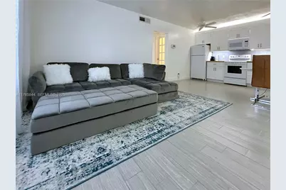 2201 NE 66th St #1301, Fort Lauderdale, FL 33308 - Photo 2