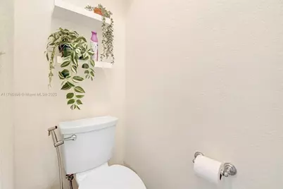 16339 Malibu Dr #22, Weston, FL 33326 - Photo 28