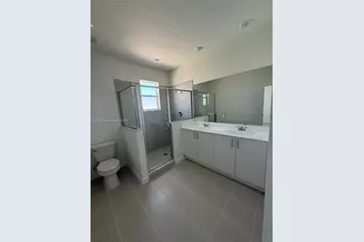 2543 SE 28 Dr. #0, Homestead, FL 33035 - Photo 4