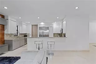 9910 NW 86th Terrace, Doral, FL 33178 - Photo 14