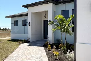 4210 NE 14th Ave, Cape Coral, FL 33909 - Photo 2
