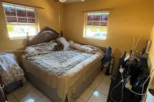 3221 SW 47th Ave, West Park, FL 33023 - Photo 6