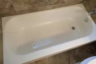 836 Twin Lakes Dr, Coral Springs, FL 33071 - Photo 22