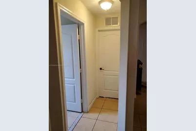 11009 NW 80th Ln, Doral, FL 33178 - Photo 20