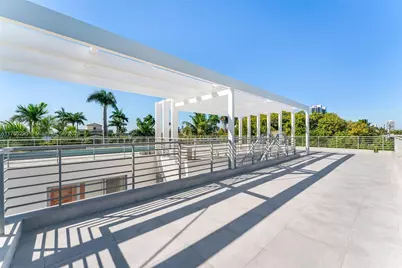 1250 N Venetian Way, Miami, FL 33139 - Photo 14