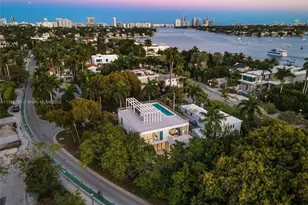 1250 N Venetian Way, Miami, FL 33139 - Photo 60
