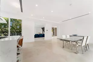 1250 N Venetian Way, Miami, FL 33139 - Photo 28