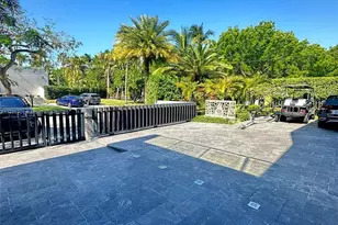 610 Harbor Cir, Key Biscayne, FL 33149 - Photo 62