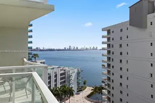 218 SE 14th St, Miami, FL 33131 - Photo 4