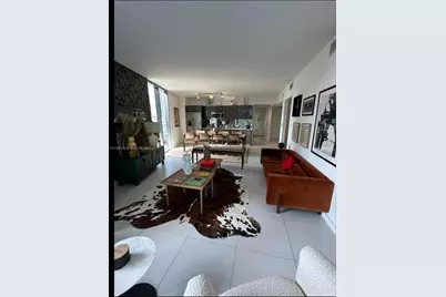 31 SE 6th St #1601, Miami, FL 33131 - Photo 4