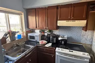 417 NW 84th St, Miami, FL 33150 - Photo 20