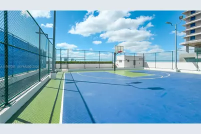 16385 Biscayne Blvd #707, North Miami Beach, FL 33160 - Photo 26