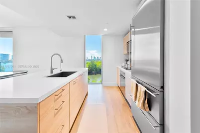 16385 Biscayne Blvd #707, North Miami Beach, FL 33160 - Photo 6