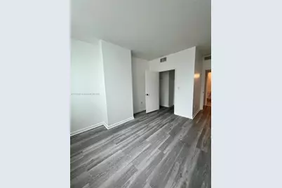 244 Biscayne Blvd #2609, Miami, FL 33132 - Photo 12