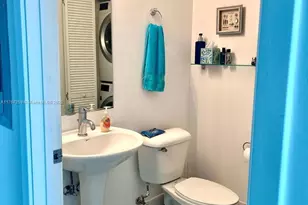 888 Biscayne Blvd, Miami, FL 33132 - Photo 40
