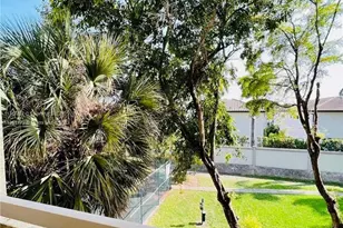 8290 Lake Dr, Doral, FL 33166 - Photo 8