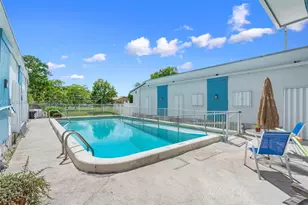 11640 NW 39th St, Coral Springs, FL 33065 - Photo 2