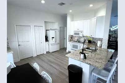 1107 Fairfield Meadows Dr, Weston, FL 33327 - Photo 12
