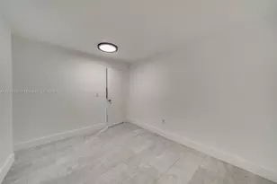 247 NW 54th St, Miami, FL 33127 - Photo 38