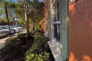 1033 SW 144th Ave, Pembroke Pines, FL 33027 - Photo 2