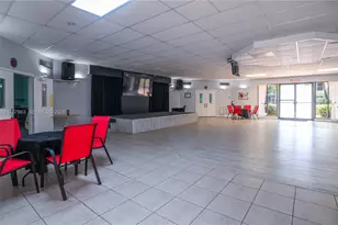 5100 NW 35th St, Lauderdale Lakes, FL 33319 - Photo 56