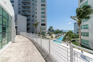 253 NE 2nd St, Miami, FL 33132 - Photo 48