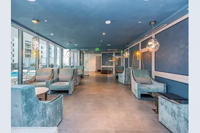 1000 Brickell Plz #4705, Miami, FL 33131 - Photo 28