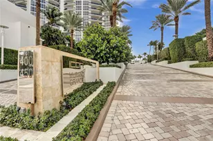 400 Alton Rd, Miami Beach, FL 33139 - Photo 20