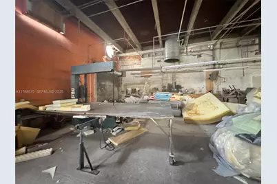 705 E 10 Ave, Hialeah, FL 33010 - Photo 42