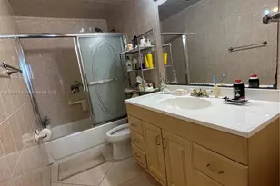 [Address not provided], Hallandale Beach, FL 33009 - Photo 16