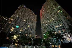 950 Brickell Bay Dr, Florida City, FL 33131 - Photo 26