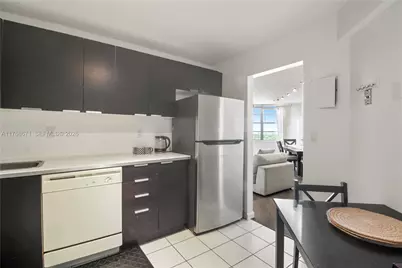 2750 NE 183rd St #1207, Aventura, FL 33160 - Photo 16