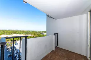 2750 NE 183rd St, Aventura, FL 33160 - Photo 2
