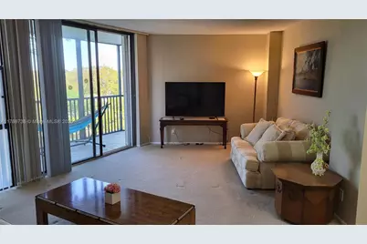 3401 N Country Club Dr #402, Aventura, FL 33180 - Photo 12