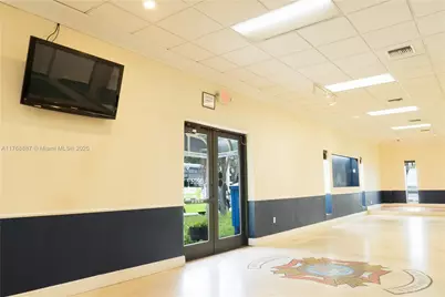 350 SW 25th St, Fort Lauderdale, FL 33315 - Photo 4