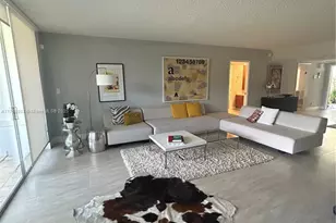 4017 N Cypress Dr, Pompano Beach, FL 33069 - Photo 6