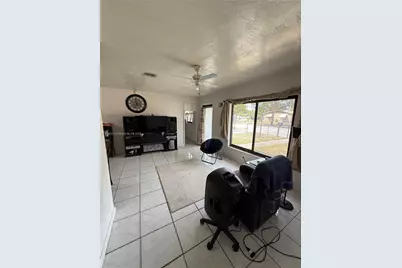 4452 NW 204th St, Miami Gardens, FL 33055 - Photo 4