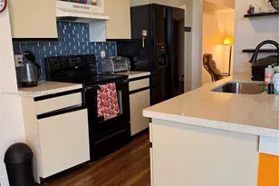 7300 Radice Ct, Lauderhill, FL 33319 - Photo 18