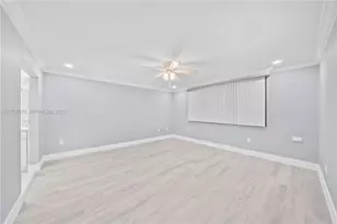 1001 Colony Point Cir, Pembroke Pines, FL 33026 - Photo 10