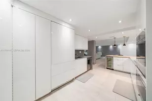 1111 Crandon Blvd, Key Biscayne, FL 33149 - Photo 10