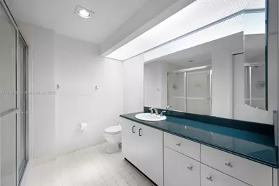 20191 E Country Club Dr #2603, Aventura, FL 33180 - Photo 20