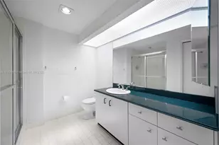 20191 E Country Club Dr, Aventura, FL 33180 - Photo 20