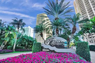 20191 E Country Club Dr, Aventura, FL 33180 - Photo 2