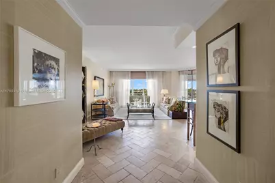 19925 NE 39th Pl #402, Aventura, FL 33180 - Photo 2