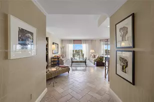 19925 NE 39th Pl, Aventura, FL 33180 - Photo 2